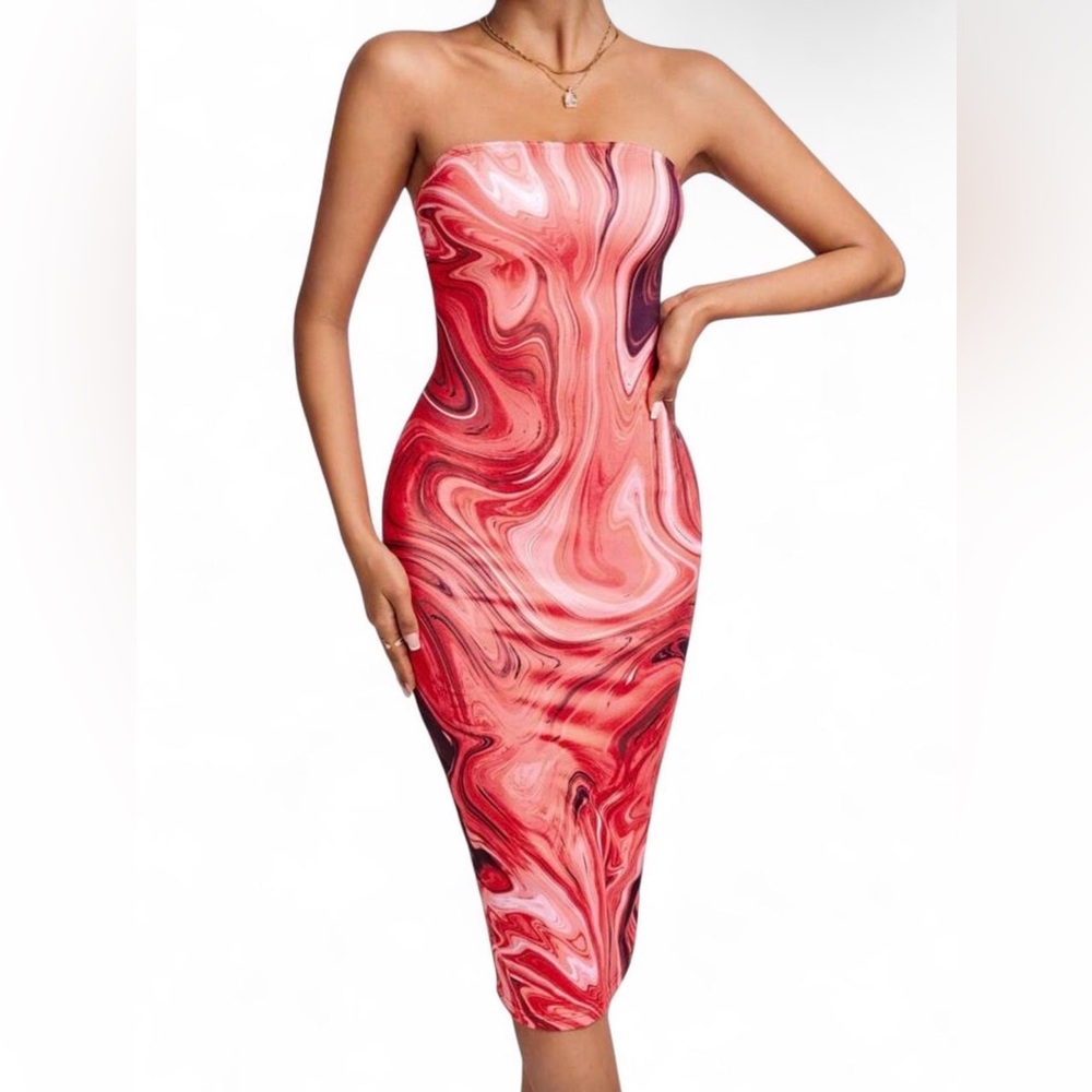 Elegant Swirl Strapless Dress - Red